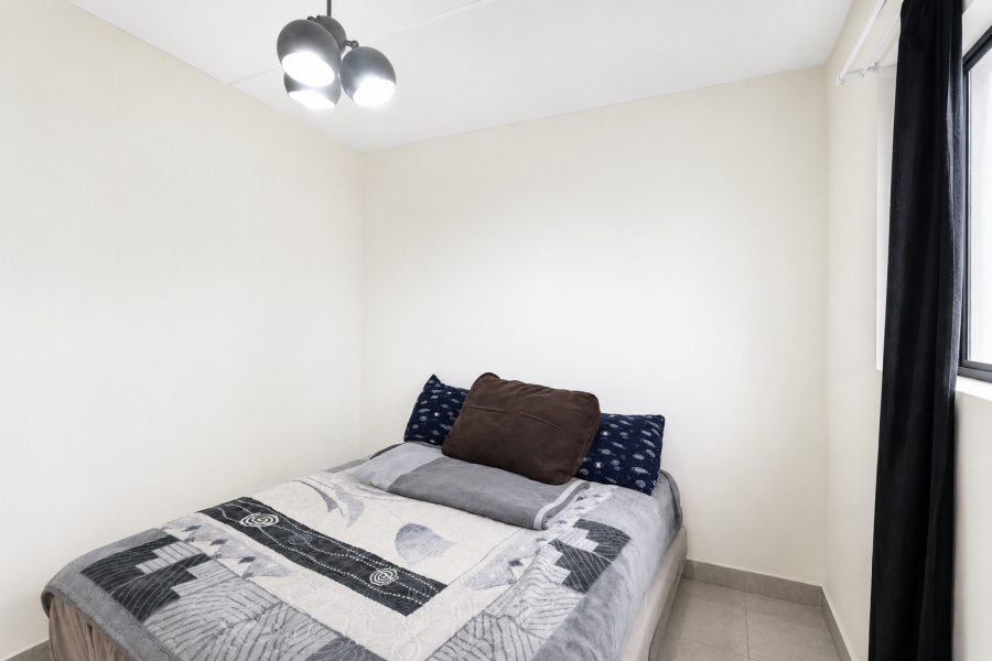 2 Bedroom Property for Sale in Parklands East Western Cape